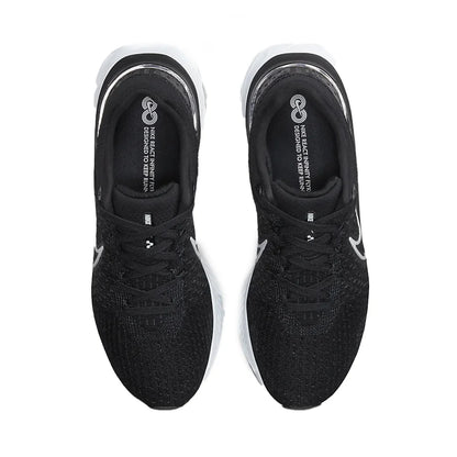 Basket NK React Infinity Run Flyknit 3 Blanc/Noir